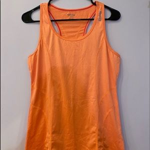 Reebok Women’s Athletic Racer-Back Tank Top. Women’s Medium. LIKE NEW.